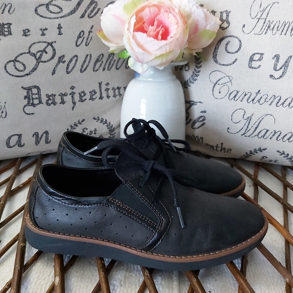 BOC Born Concept leather sneakers comfort shoes lace up black - Picture 2 of 16